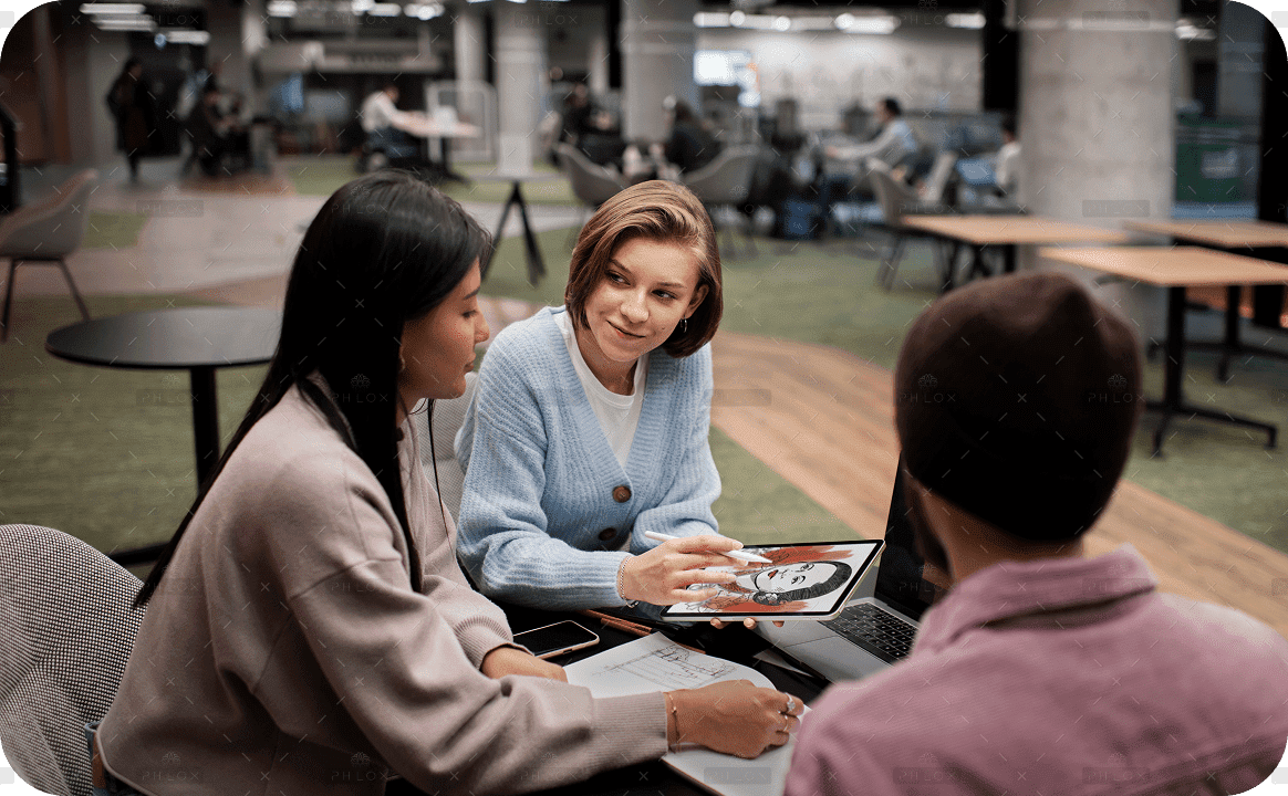 demo-attachment-666-team-working-together-project-3-9